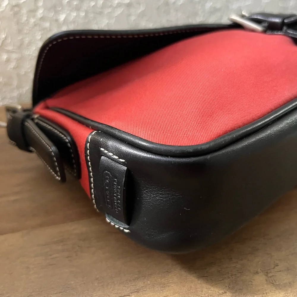 Coach Hamptons Flap Bag - Picture 8 of 11